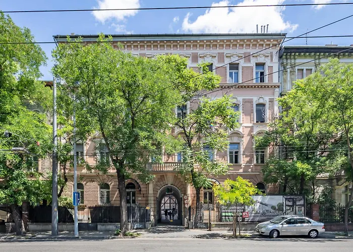 - Stylish - Very Comfy Budapest